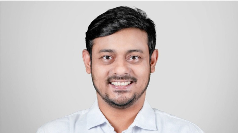 হামলায় ফোন-মানিব্যাগ ছিনতাইয়ের অভিযোগ নাসীরুদ্দীন পাটওয়ারীর