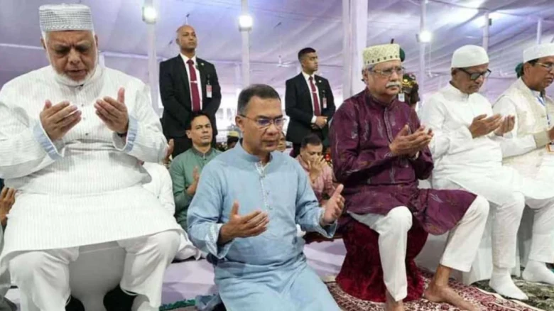ঈদুল আজহার প্রধান জামাত সম্পন্ন, বিশ্ব মুসলিমের শান্তি কামনা