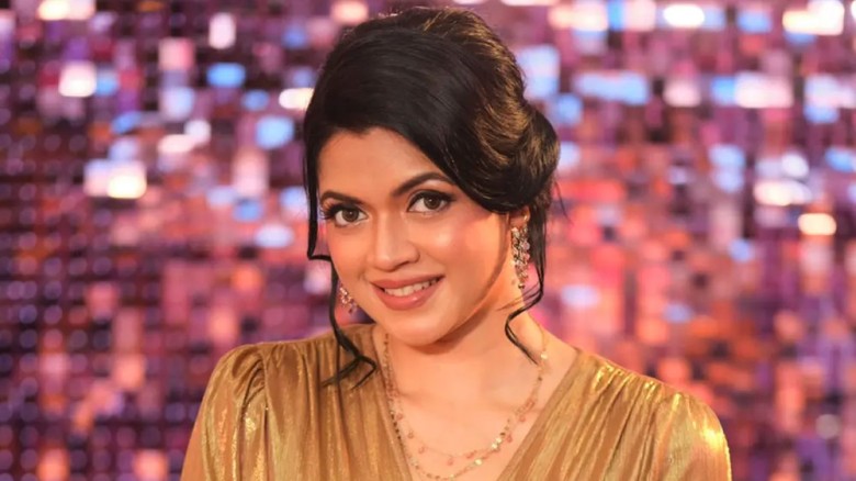 ‘বনলতা সেন’ হয়ে প্রশংসায় ভাসছেন নাবিলা