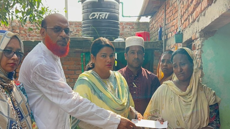 সিরাজদিখানে নিহত আছিয়ার বাড়িতে ইউএনও, বিচারের আশ্বাস