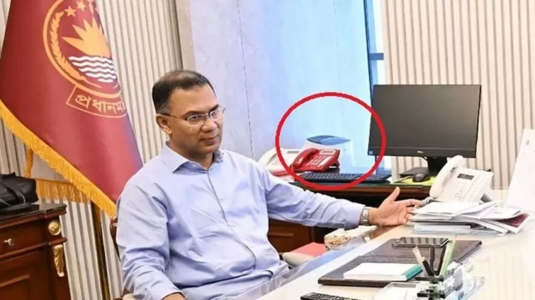 প্রধানমন্ত্রীর কার্যালয়ের রেড টেলিফোনের তার চুরি, গ্রেপ্তার ২