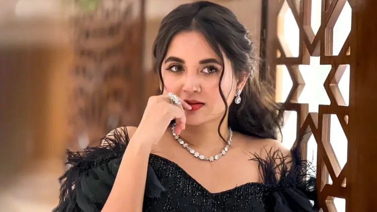 মস্তিষ্কে টিউমার: দুটো সার্জারির পর কেমন আছেন তানিয়া বৃষ্টি