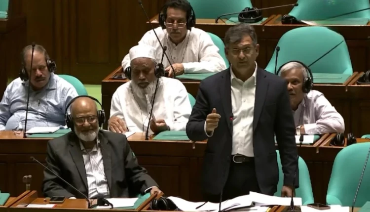 দুবাইয়ে বেনজীর আহমেদ আটকের বিষয়টি সংসদে জানালেন স্বরাষ্ট্রমন্ত্রী