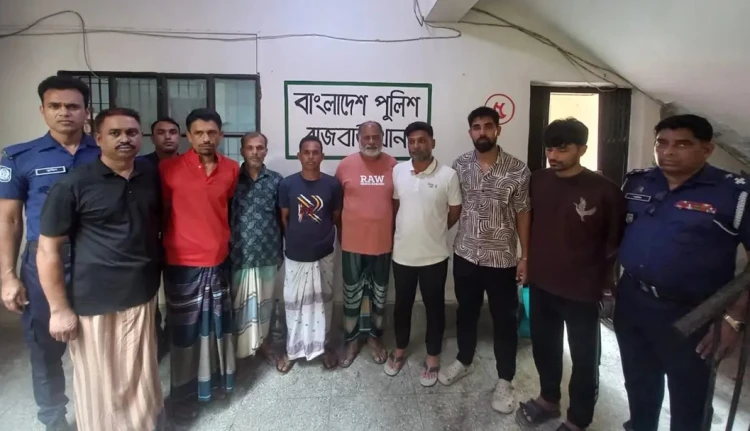 রাজবাড়ীতে আ.লীগ ও অঙ্গ সংগঠনের ঝটিকা মিছিল, আটক ৮
