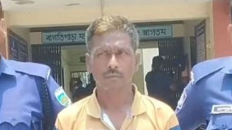 বাগাতিপাড়ায় গৃহবধূকে সংঘবদ্ধ ধর্ষণ: আসামি গ্রেফতার