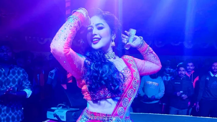 ‘প্রিন্সেস রোজী’ হয়ে ওঠার কঠিন গল্প শোনালেন ভাবনা
