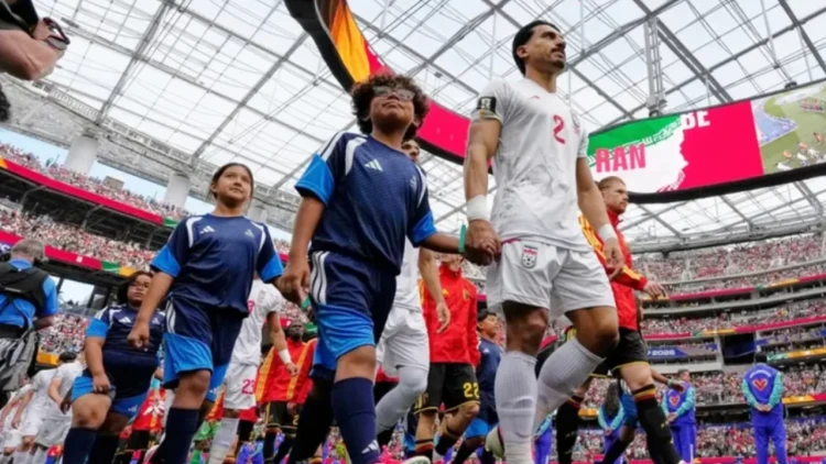 ড্রেসিংরুমে হাতে লেখা চিঠি রেখে যুক্তরাষ্ট্র ছাড়লো ইরান