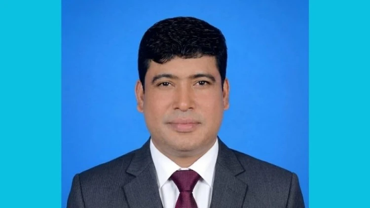কটিয়াদীতে মানবিকতার আলো ছড়াচ্ছেন ইউপি চেয়ারম্যান মতি