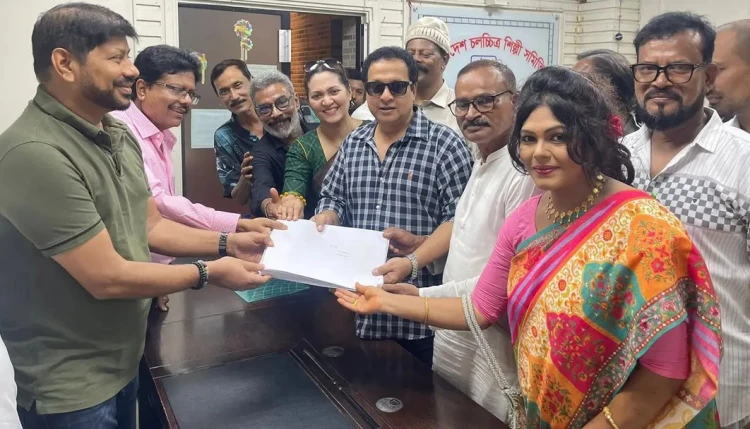 প্রার্থী নন, তবু শিল্পী সমিতির নির্বাচনে সক্রিয় বাপ্পারাজ