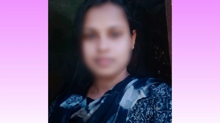 শাশুড়ির সাথে অভিমান করে গৃহবধূর আত্মহত্যা