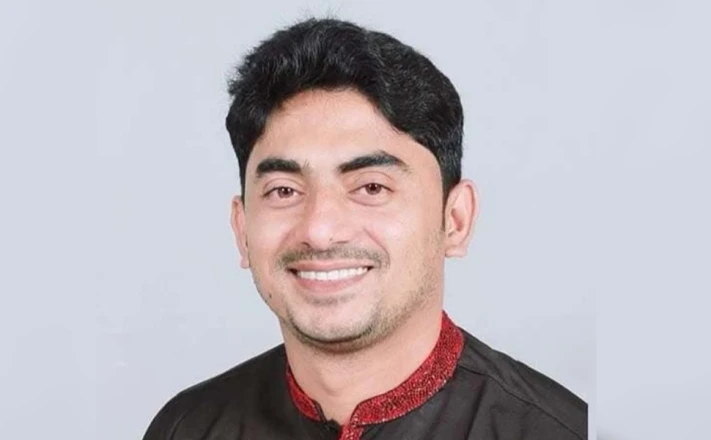 দেশে ফিরেই বিমানবন্দরে গ্রেপ্তার সাবেক কাউন্সিলর