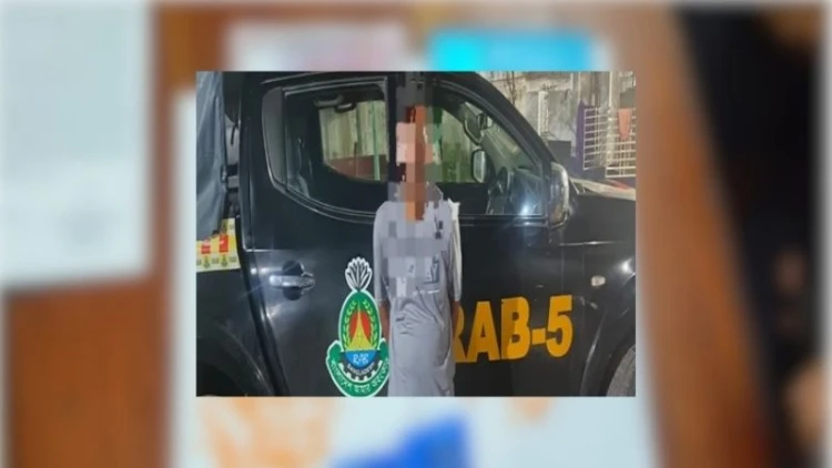 মোহনপুরে ইয়াবা ও জাল টাকাসহ গ্রেপ্তার ১
