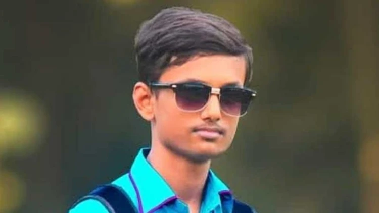ডিভোর্সি প্রেমিকার ছুরিকাঘাতে প্রবাসী প্রেমিক খুন