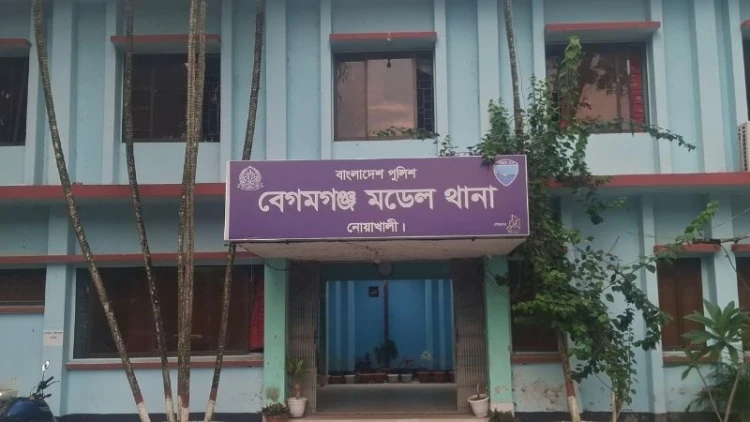 কাভার্ডভ্যানের ধাক্কায় আলিম পরীক্ষার্থী নিহত