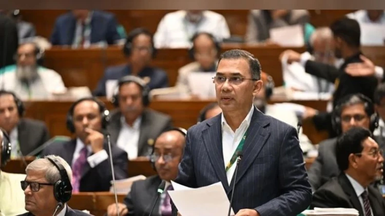 ধাপে ধাপে বাড়বে প্রাথমিক শিক্ষকদের বেতন: প্রধানমন্ত্রী