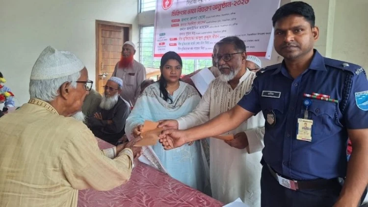 চিকিৎসা ভাতা পেলেন সিরাজদিখানের ১২৬ মুক্তিযোদ্ধা