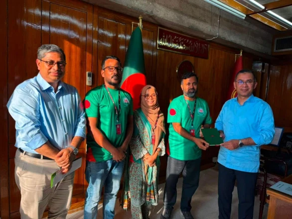 প্রধানমন্ত্রীর সাথে বিডি ক্লিনের প্রতিনিধিদলের সাক্ষাৎ