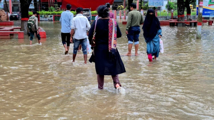 আগামী সপ্তাহে ৭ জেলায় বন্যার শঙ্কা ক্ষতিগ্রস্ত ১২ লাখ মানুষ