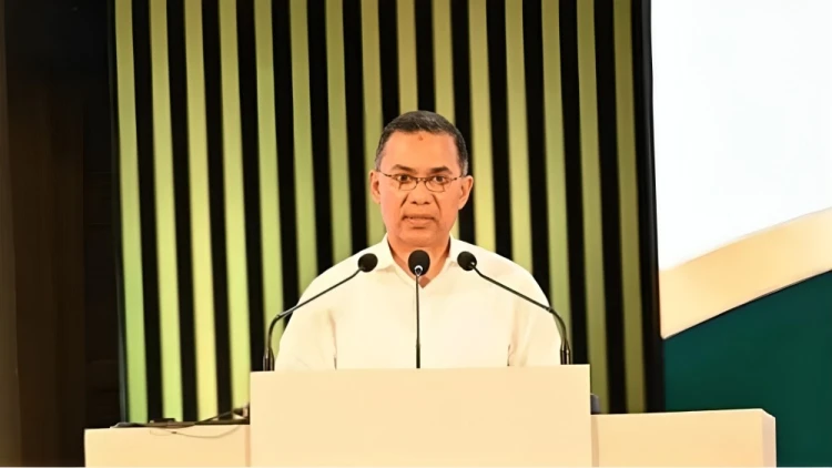 বাংলাদেশে বিনিয়োগ করুন, সরকার পাশে থাকবে: এফআইসিসিআই সম্মেলনে প্রধানমন্ত্রী তারেক রহমান
