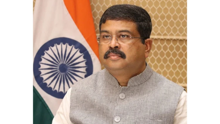 পদত্যাগ করলেন ভারতের শিক্ষামন্ত্রী ধর্মেন্দ্র প্রধান