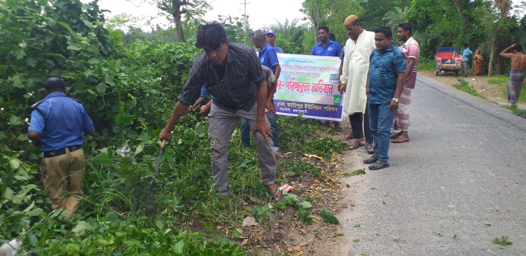 পাঁচবিবিতে আটাপুর ইউনিয়নে পরিচ্ছন্নতা অভিযানের উদ্বোধন
