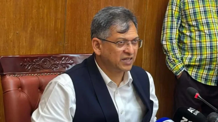 সাবেক রাষ্ট্রপতি আইন অনুযায়ী সব সুবিধা পাবেন: স্বরাষ্ট্রমন্ত্রী