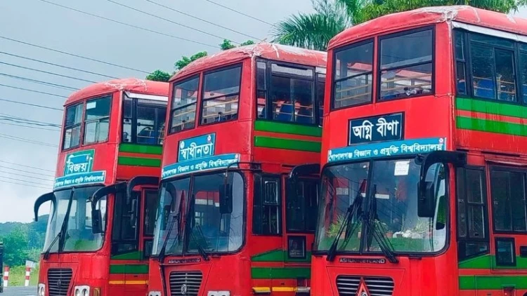 গোবিপ্রবিতে বাসসেবা বন্ধে চরম ভোগান্তিতে শিক্ষার্থীরা