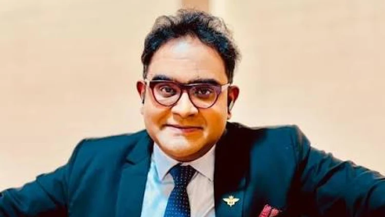 রিপাবলিক বাংলা ছাড়লেন ময়ূখ রঞ্জন ঘোষ