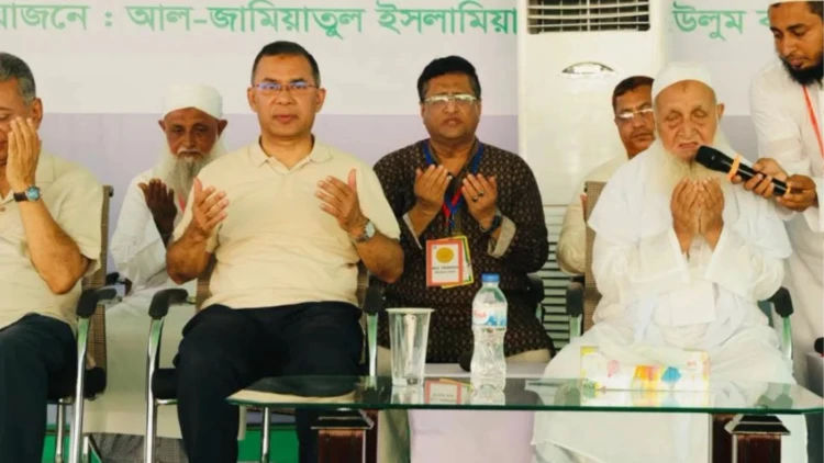 দেশ গঠনেও আলেম-ওলামাদের ঐক্যবদ্ধ থাকার আহ্বান প্রধানমন্ত্রীর