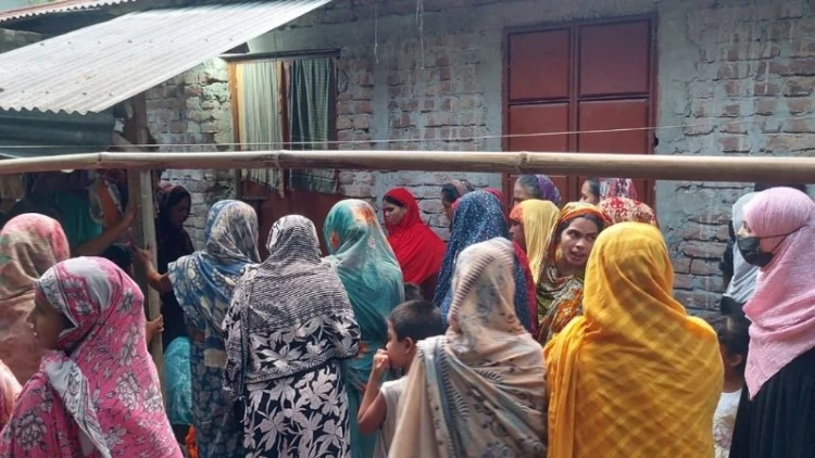 মাদ্রাসাছাত্রীদের উত্ত্যক্তের প্রতিবাদে সংঘর্ষ: নিহত ১, আহত ১০