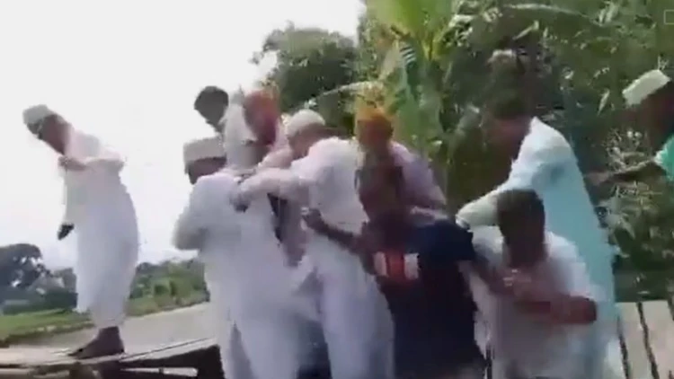 সেতু ভেঙে নদীতে নেতাকর্মীরা, রক্ষা পেলেন জামায়াত এমপি