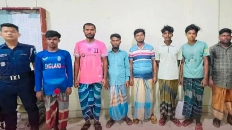 সরাইলে বালু উত্তোলনের অপরাধে ৭ জনের কারাদণ্ড