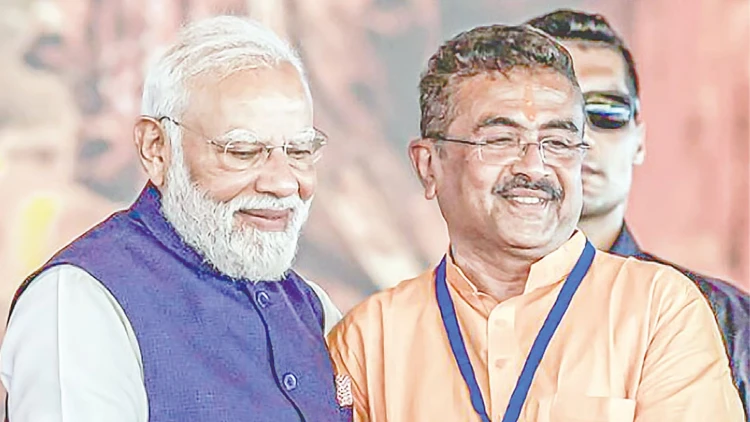 ‘ওয়েস্ট বেঙ্গল’ নয়, নাম হোক ‘পশ্চিম বঙ্গ’: রাজ্যসভায় দাবি বিজেপি সাংসদ শমীক ভট্টাচার্যের