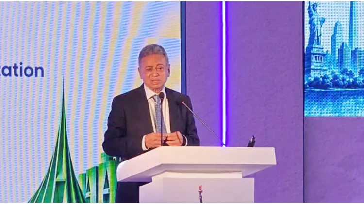 গ্যাস ও বিদ্যুৎ সংকট কাটাতে সময় লাগবে কমপক্ষে দুই বছর: অর্থমন্ত্রী
