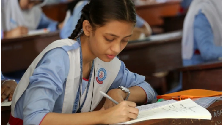 ২০২৭ সালের এসএসসি পরীক্ষার সম্ভাব্য তারিখ ও একাদশে ভর্তির খসড়া প্রকাশ