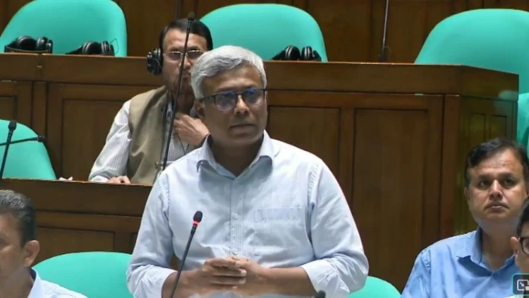 আগামী ১৫ দিনে বিদ্যুৎ পরিস্থিতির দৃশ্যমান উন্নতি হবে: প্রতিমন্ত্রী