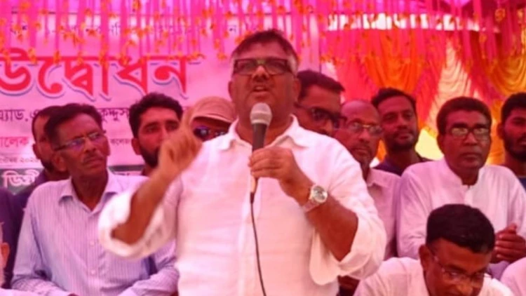 শিক্ষা ব্যবস্থাকে সর্বোচ্চ গুরুত্ব দিয়েছে সরকার: হুইপ দুলু