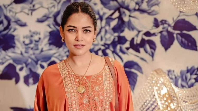 নারী ও শিল্পীদের প্রতি দিন দিন নিষ্ঠুরতা ও সংবেদনহীনতা বাড়ছে: পিয়া জান্নাতুল
