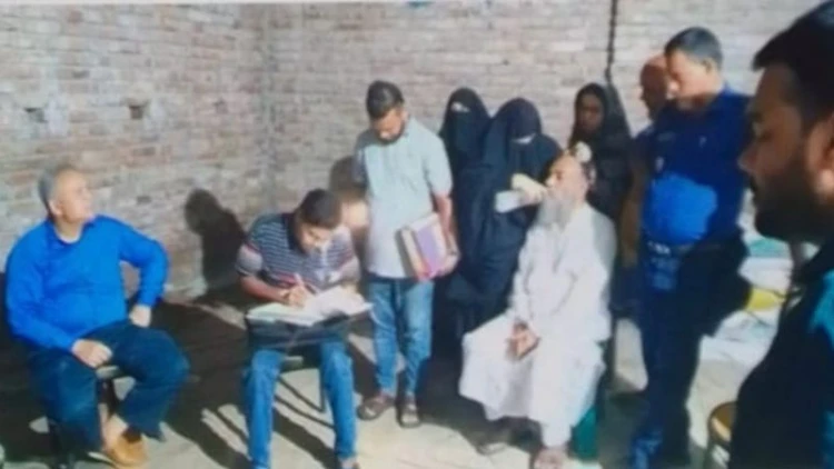 গোদাগাড়ীতে সার মজুত করায় ডিলারের কারাদণ্ড