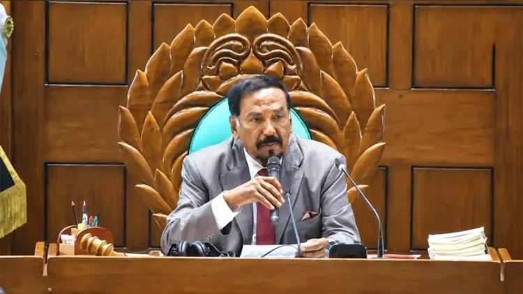 কাউকে নোটিশ দিয়ে নামাজে বাধ্য করা যায় না : সংসদে জামায়াত এমপির প্রস্তাবে স্পিকার