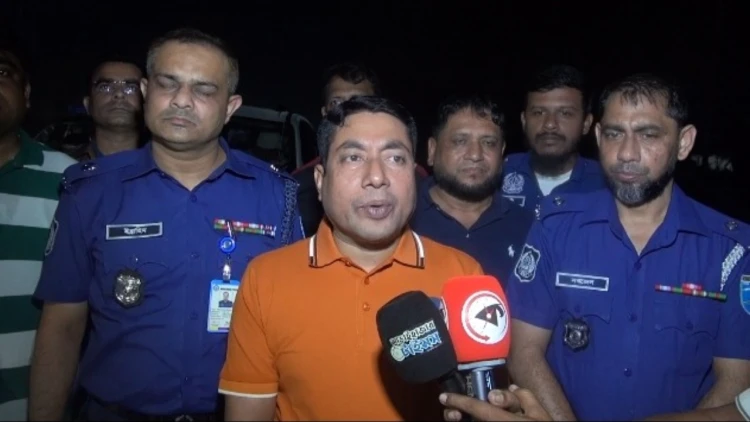 নারায়ণগঞ্জে পুলিশের বিশেষ অভিযানে মাদক কারবারিসহ গ্রেপ্তার ৯৬