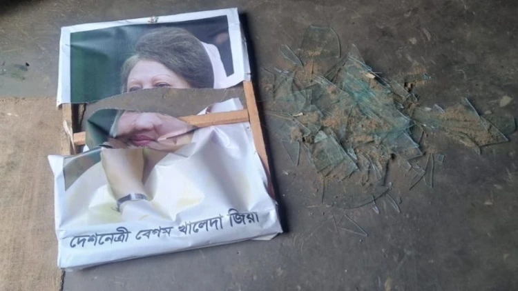 আ: লীগ নেতার বিরুদ্ধে বিএনপি নেতার বাড়িতে হামলার অভিযোগ