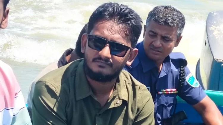 কিশোরগঞ্জ বিএনপি নেতা জাহাঙ্গীর হত্যা মামলার আসামি তরিক গ্রেপ্তার