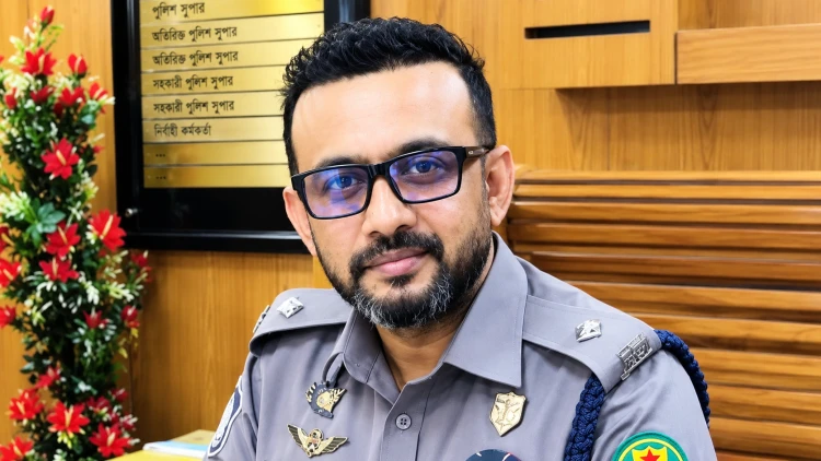গুলশান থানার ওসি দাউদ হোসেন ক্লোজড
