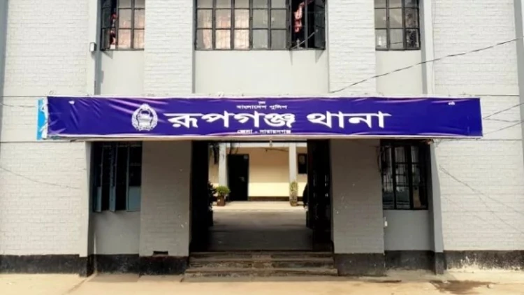 বাসা থেকে গ্রেপ্তার যুবলীগ নেতা, ওসিকে ফোনের পর ছেড়ে দেওয়ার অভিযোগ