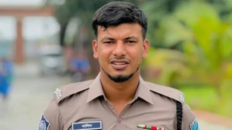 ধামরাইয়ে সড়ক দুর্ঘটনায় পুলিশ সদস্য নিহত