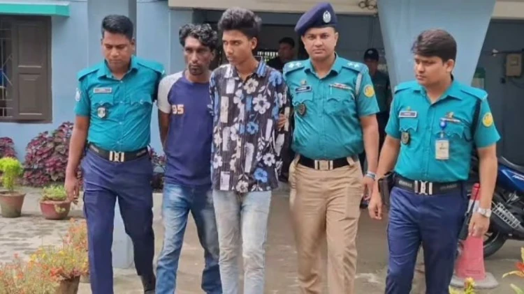 রাজশাহীতে নারীর শ্লীলতাহানির অভিযোগে গ্রেপ্তার ২