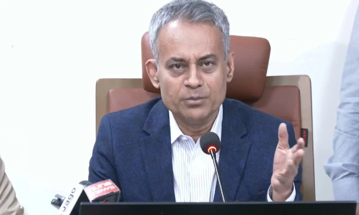 অতিরিক্ত বাস ভাড়া নিলে রুট পারমিট বাতিল ও জরিমানার হুশিয়ারি সড়ক মন্ত্রীর