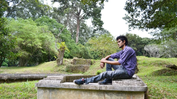 সিঙ্গেল দিবস আজ