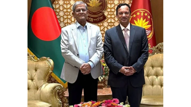 আইনের শাসন ও গণতন্ত্র সমুন্নত রাখার তাগিদ রাষ্ট্রপতির